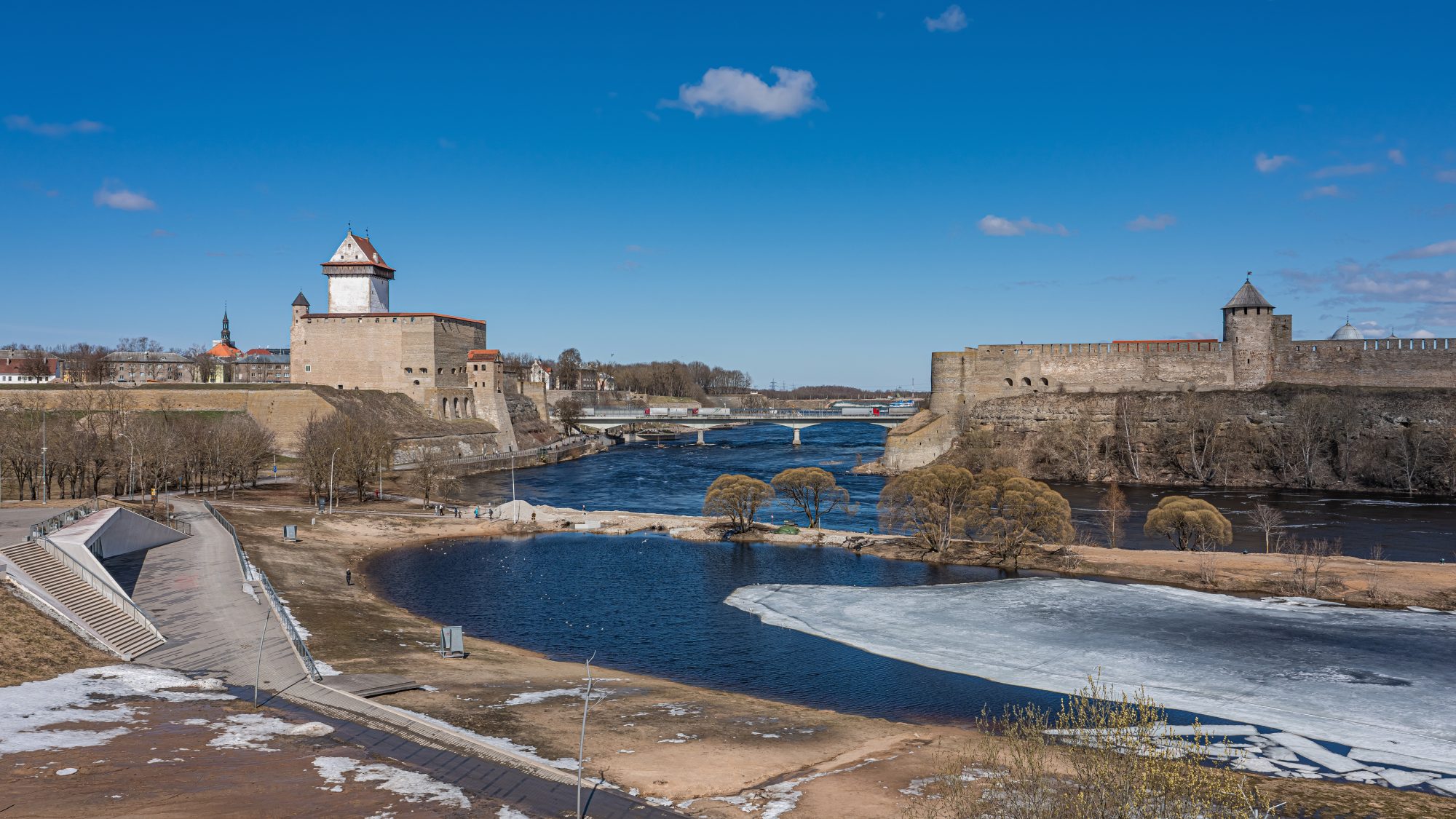 ivangorod фото с сайта Википедия